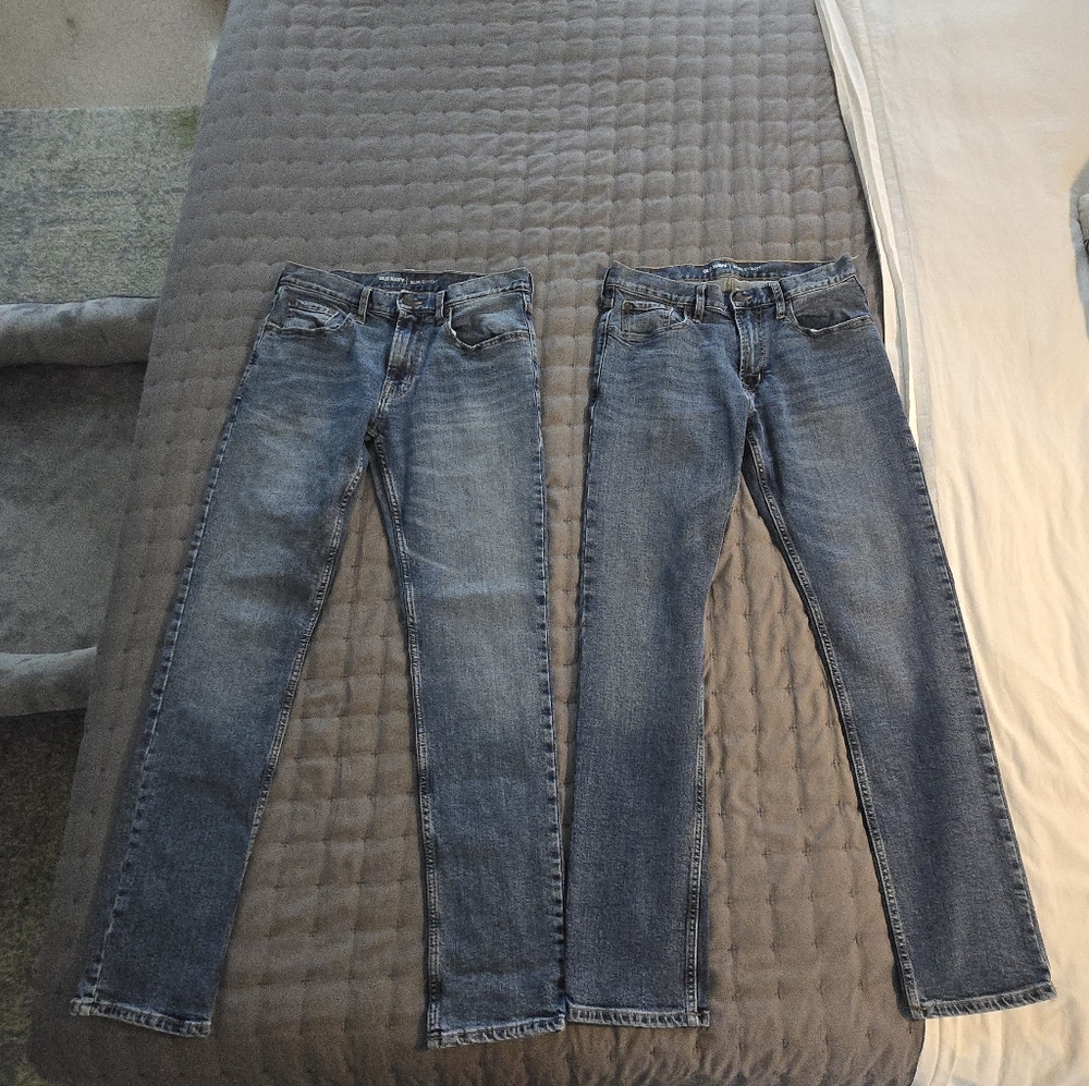 (2) Old Navy Slim Fit Jeans
